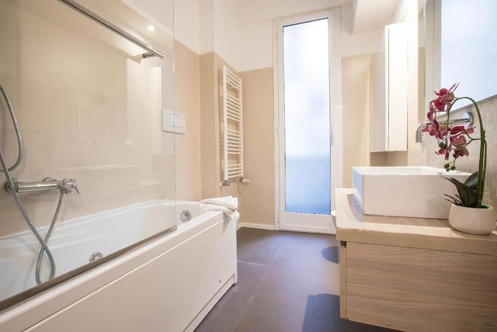 My Trastevere Three Bedroom View Apartment -Top Collection 罗马 外观 照片